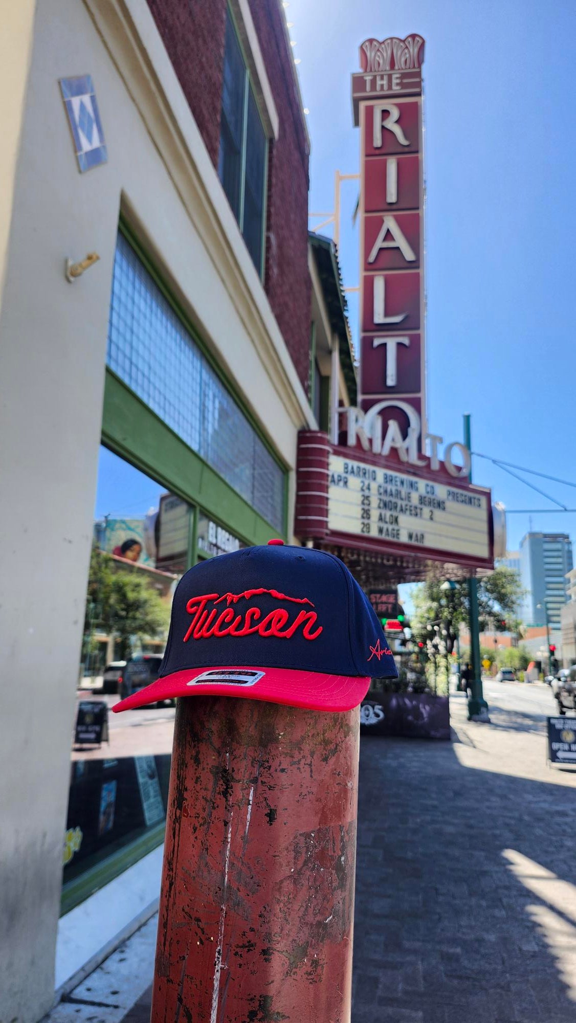 Tucson Classic Hat Red Navy